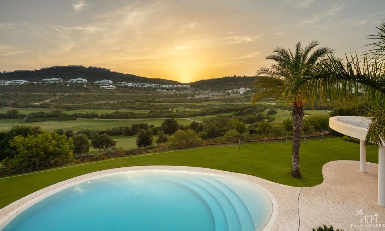 New Build - Villa - Casares