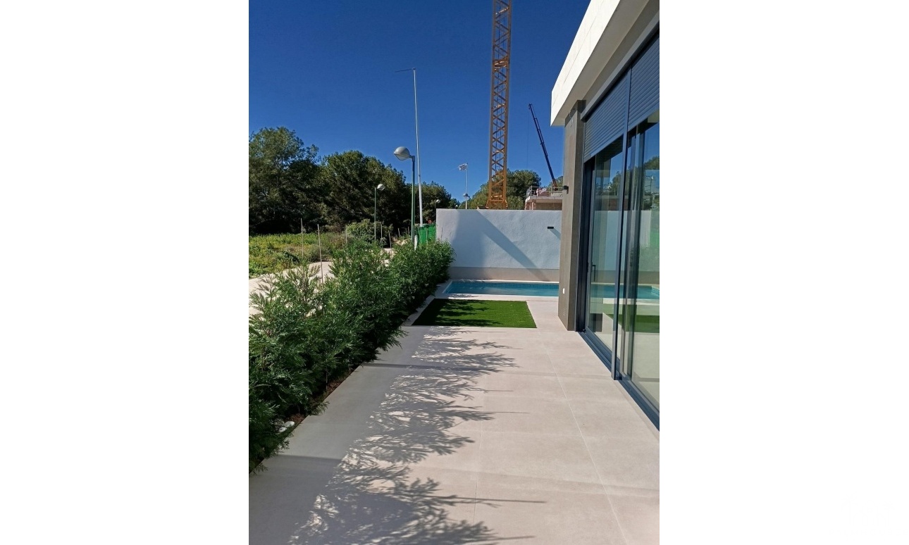 Nouvelle construction - Villa - Pilar de La Horadada - Roda Golf
