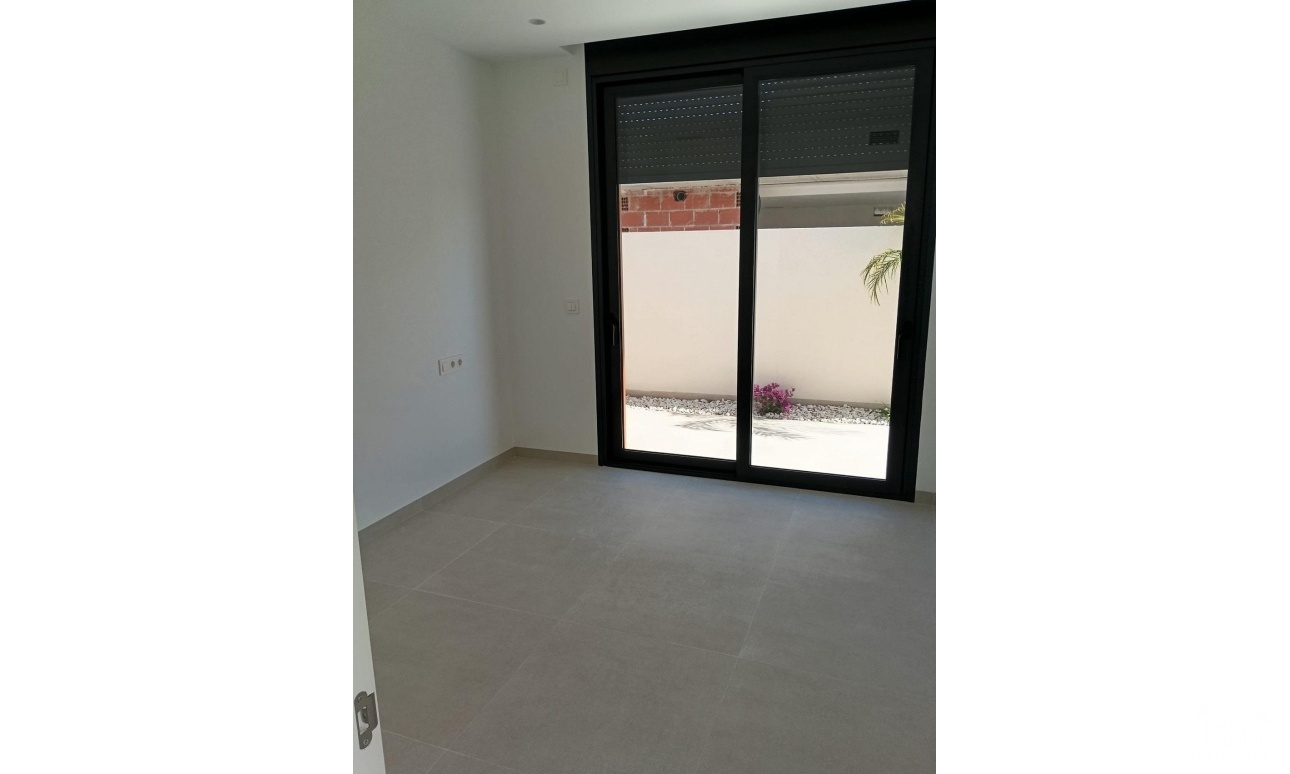 Nouvelle construction - Villa - Pilar de La Horadada - Roda Golf