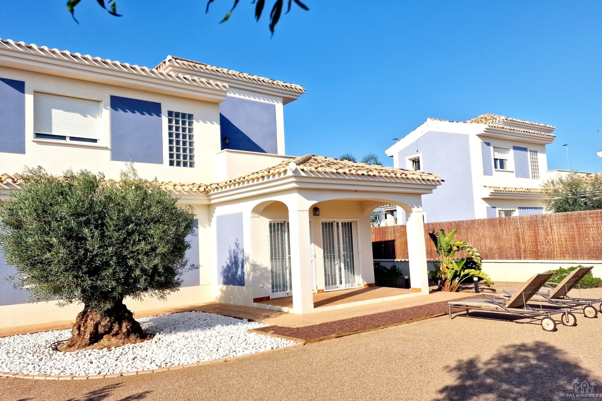 Nouvelle construction - Villa - Purias