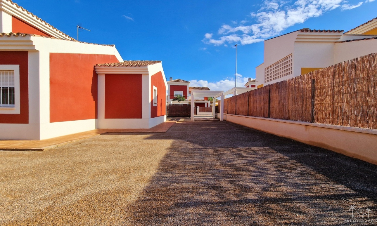 Nouvelle construction - Villa - Purias