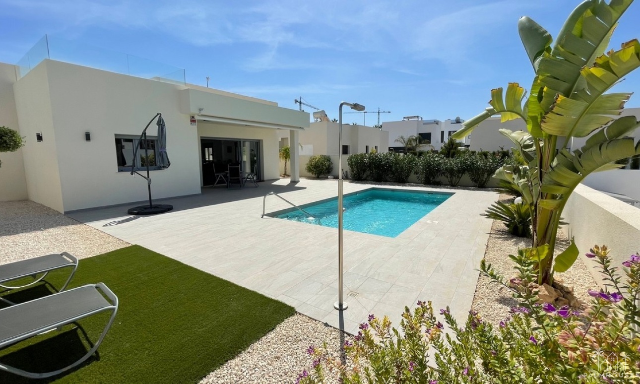 Nouvelle construction - Villa - Rafal