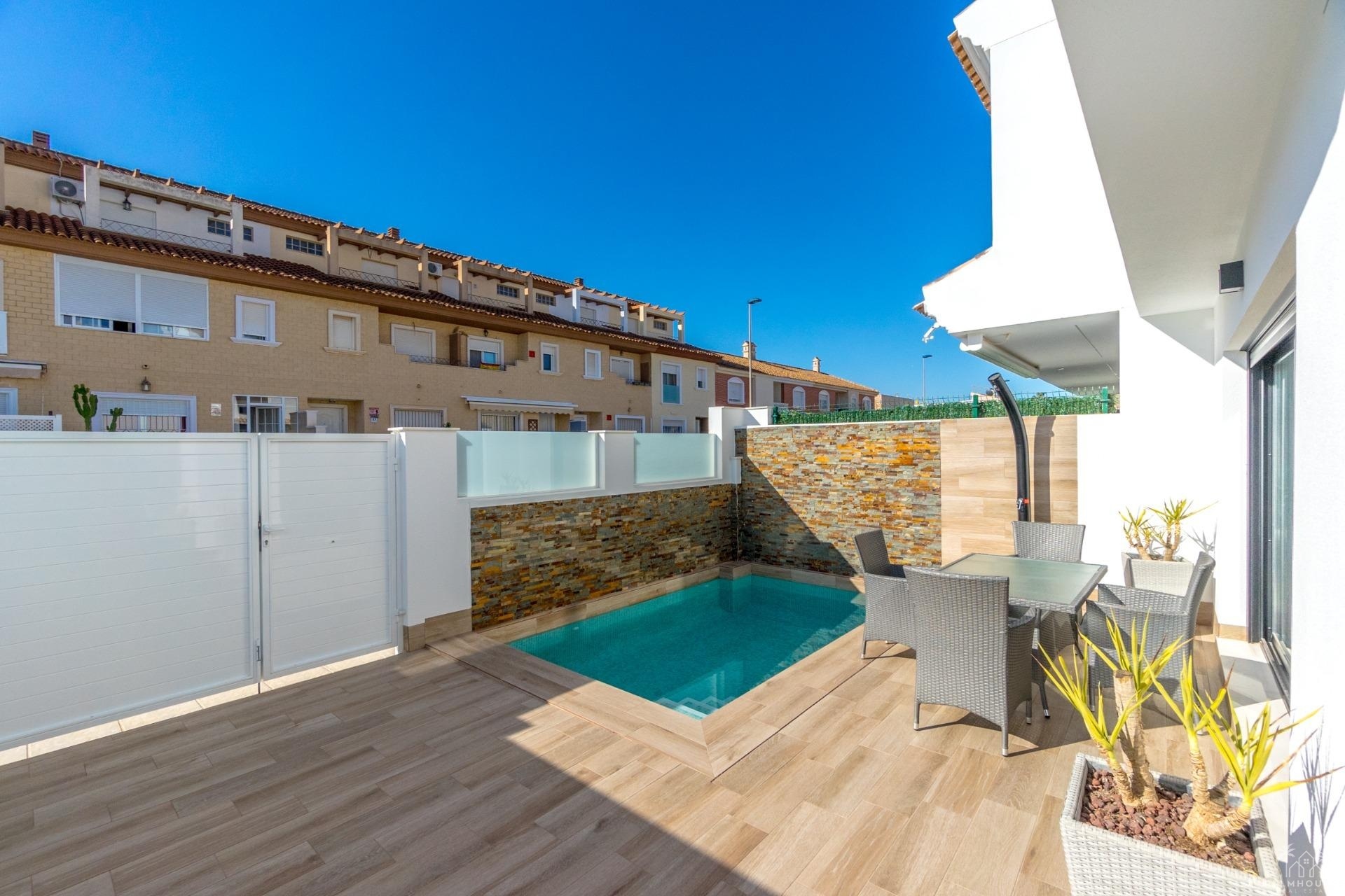 Nouvelle construction - Villa - San Pedro del Pinatar - Polideportivo