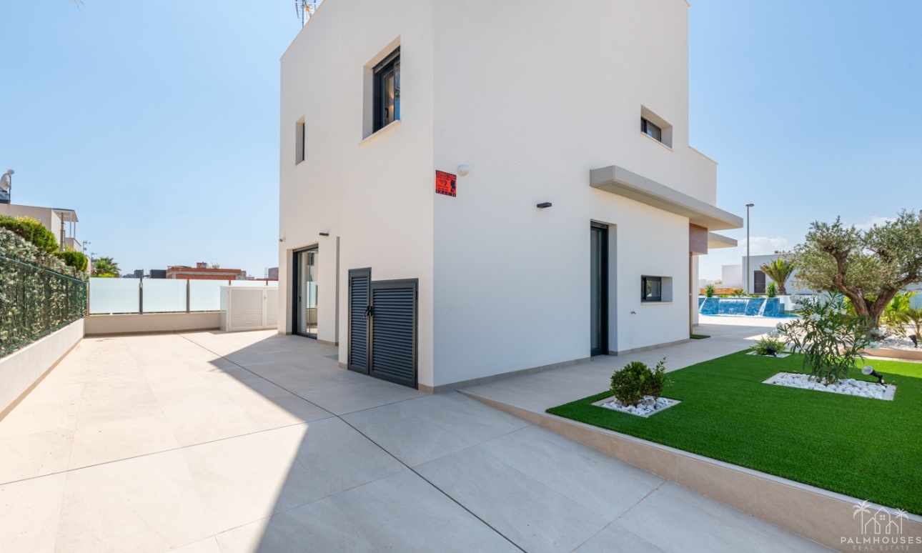 Nueva construcción  - Villa - Dehesa De Campoamor