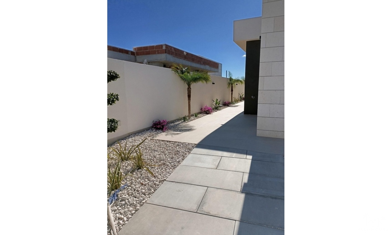 Nueva construcción  - Villa - Pilar de La Horadada - Roda Golf