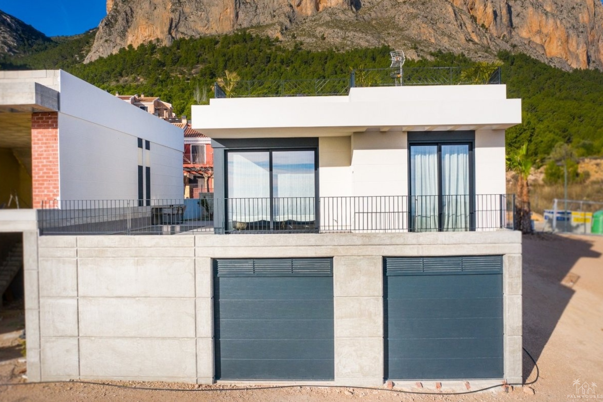 Nueva construcción  - Villa -  - Polop