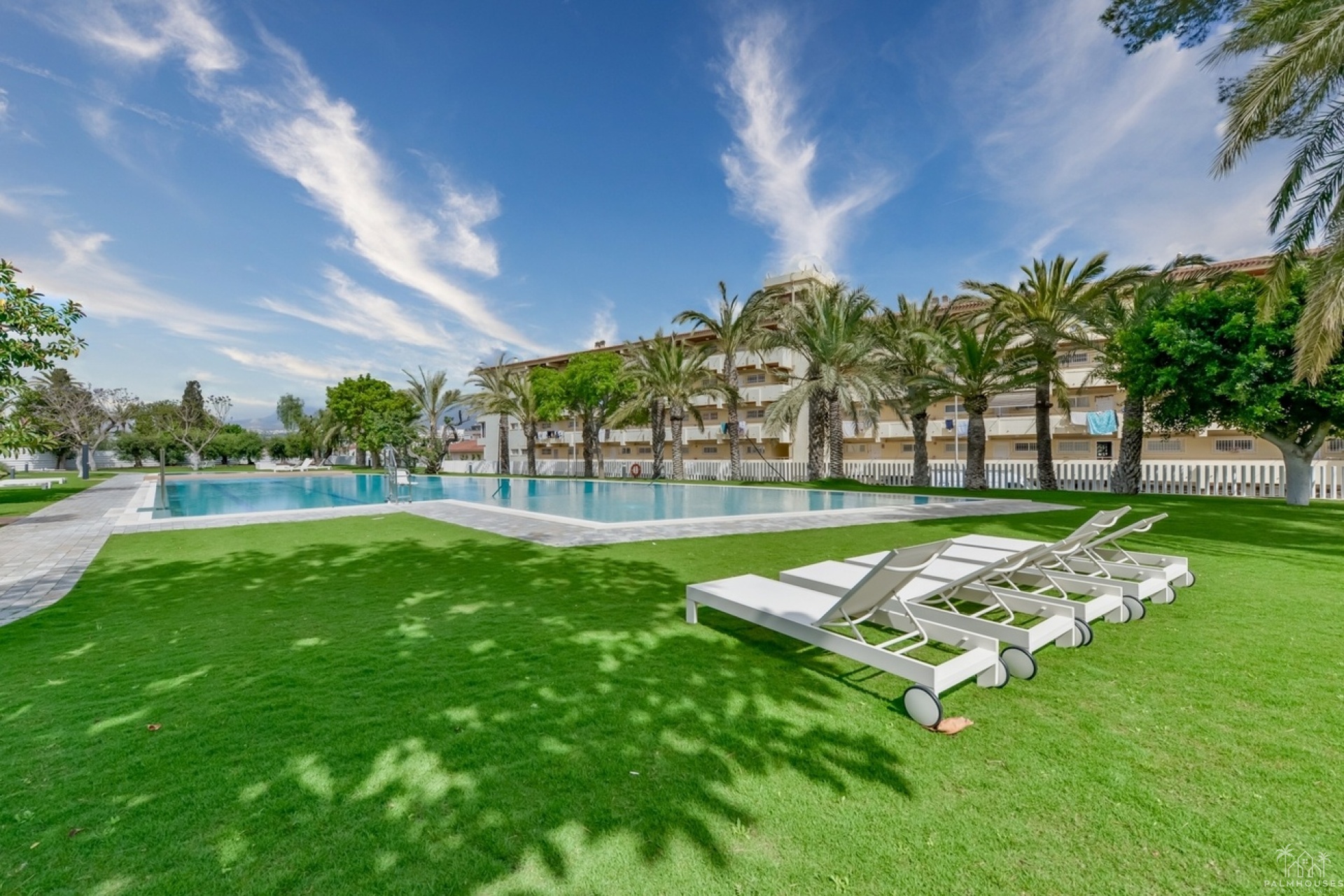 Resale - Apartments - Alfaz del Pi - Albir