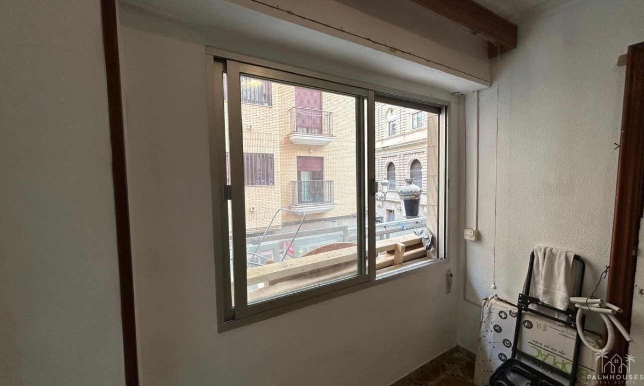 Resale - Apartments - Alicante City - Alicante City Centro