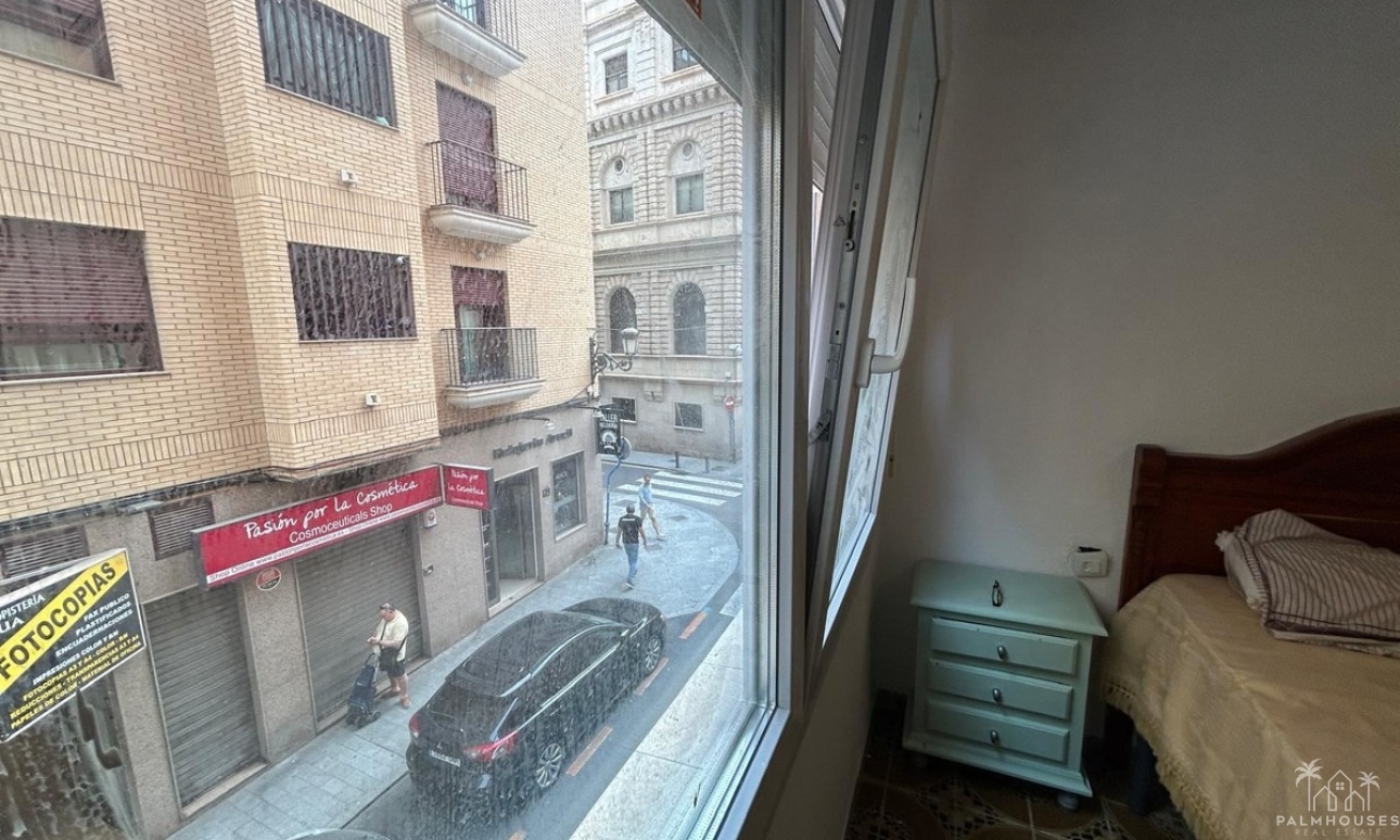 Resale - Apartments - Alicante City - Alicante City Centro