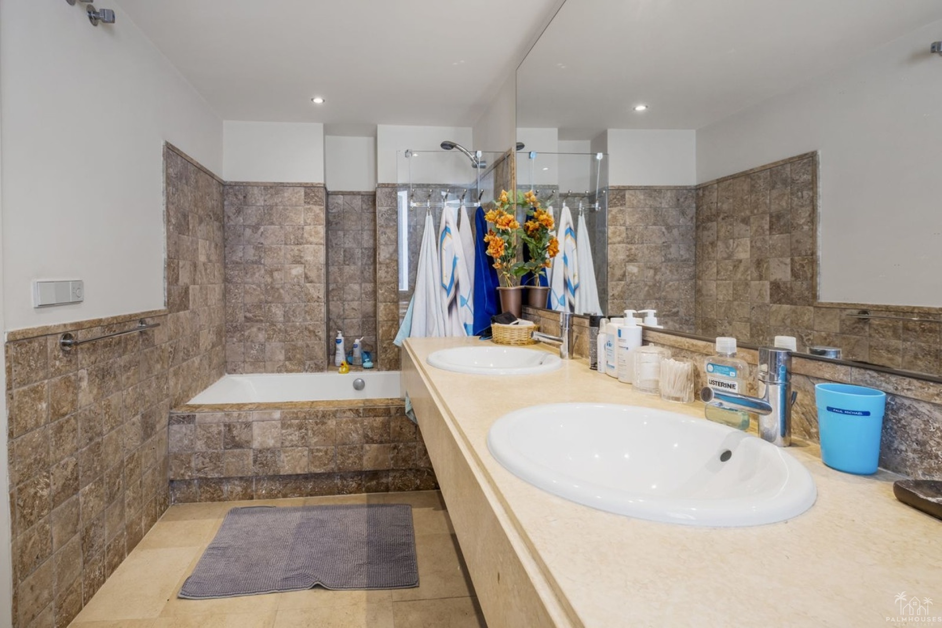 Resale - Apartments - Benahavís - Costa del Sol