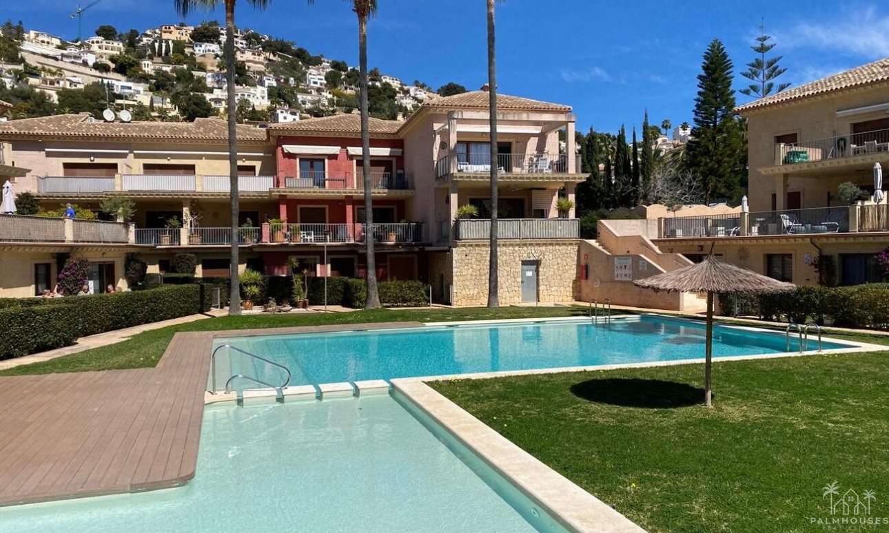 Resale - Apartments - Benissa Costa - Costa Blanca