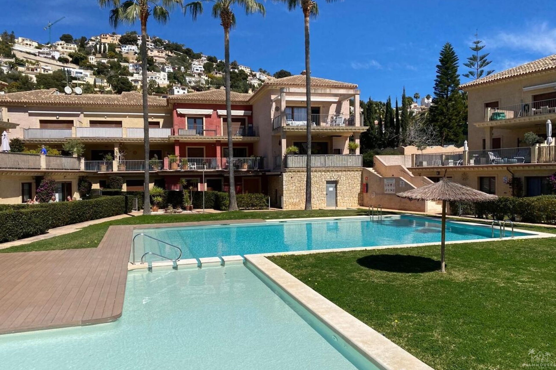 Resale - Apartments - Benissa Costa - Costa Blanca
