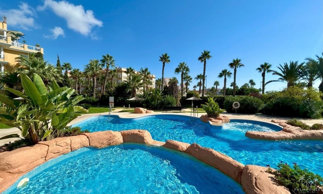 Resale - Apartments - Dehesa De Campoamor - Campoamor
