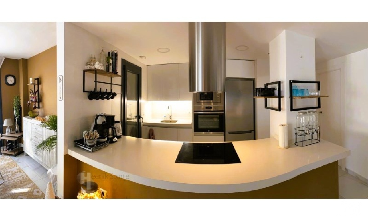 Resale - Apartments - Guardamar del Segura - Puerto Deportivo