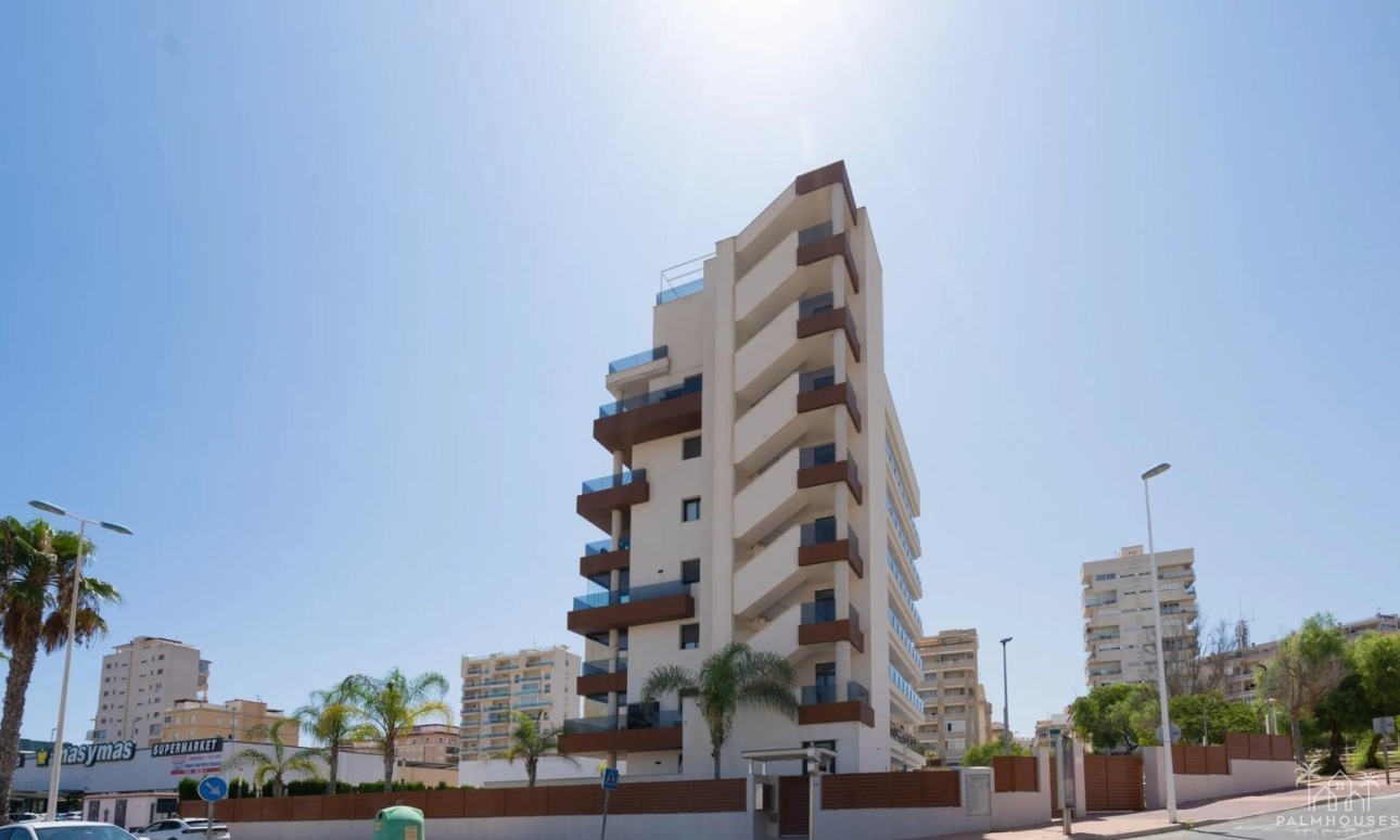 Resale - Apartments - Guardamar del Segura - Puerto Deportivo