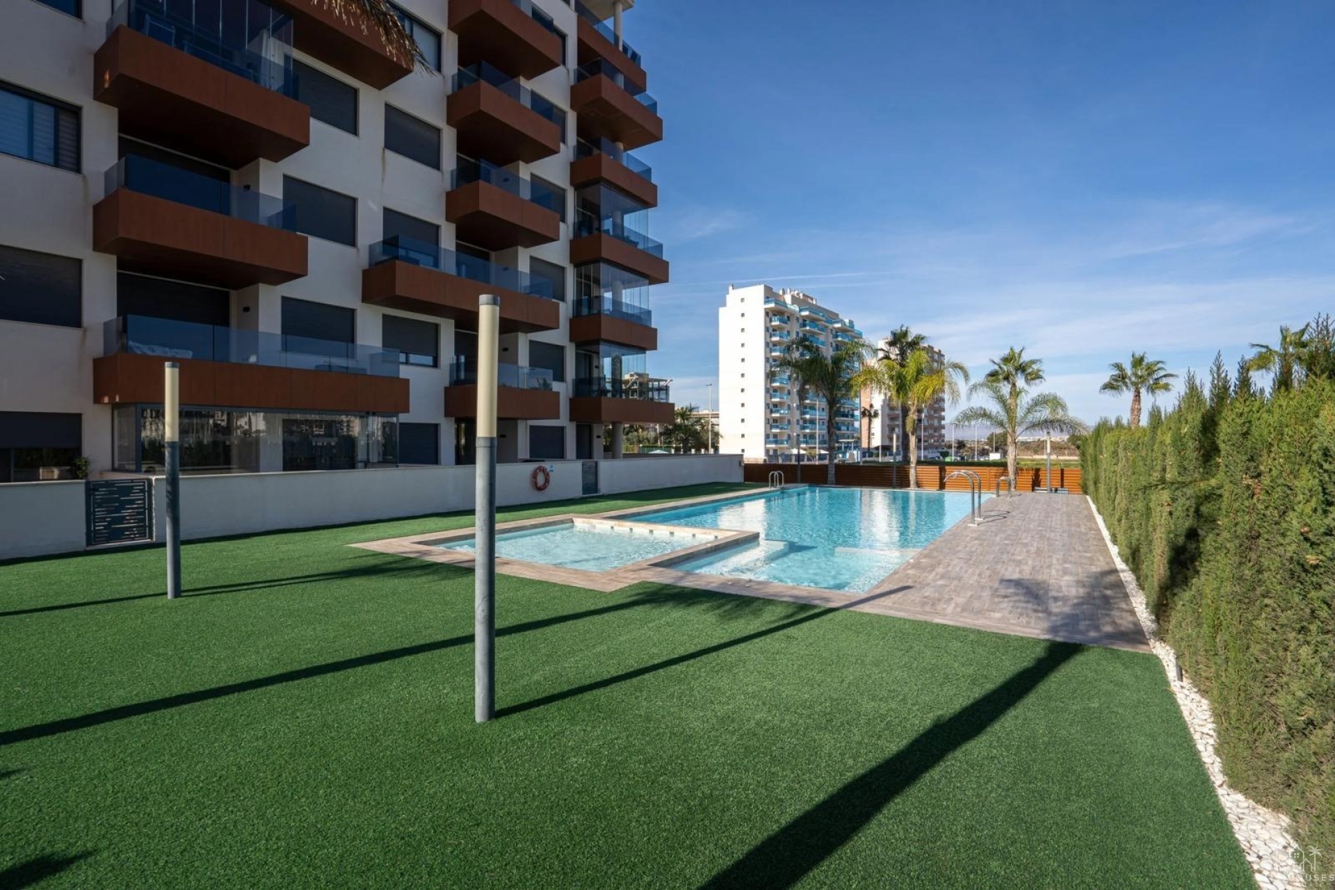 Resale - Apartments - Guardamar del Segura - Puerto Deportivo