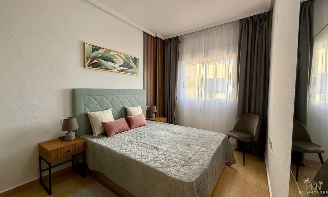 Resale - Apartments - Guardamar del Segura - Puerto