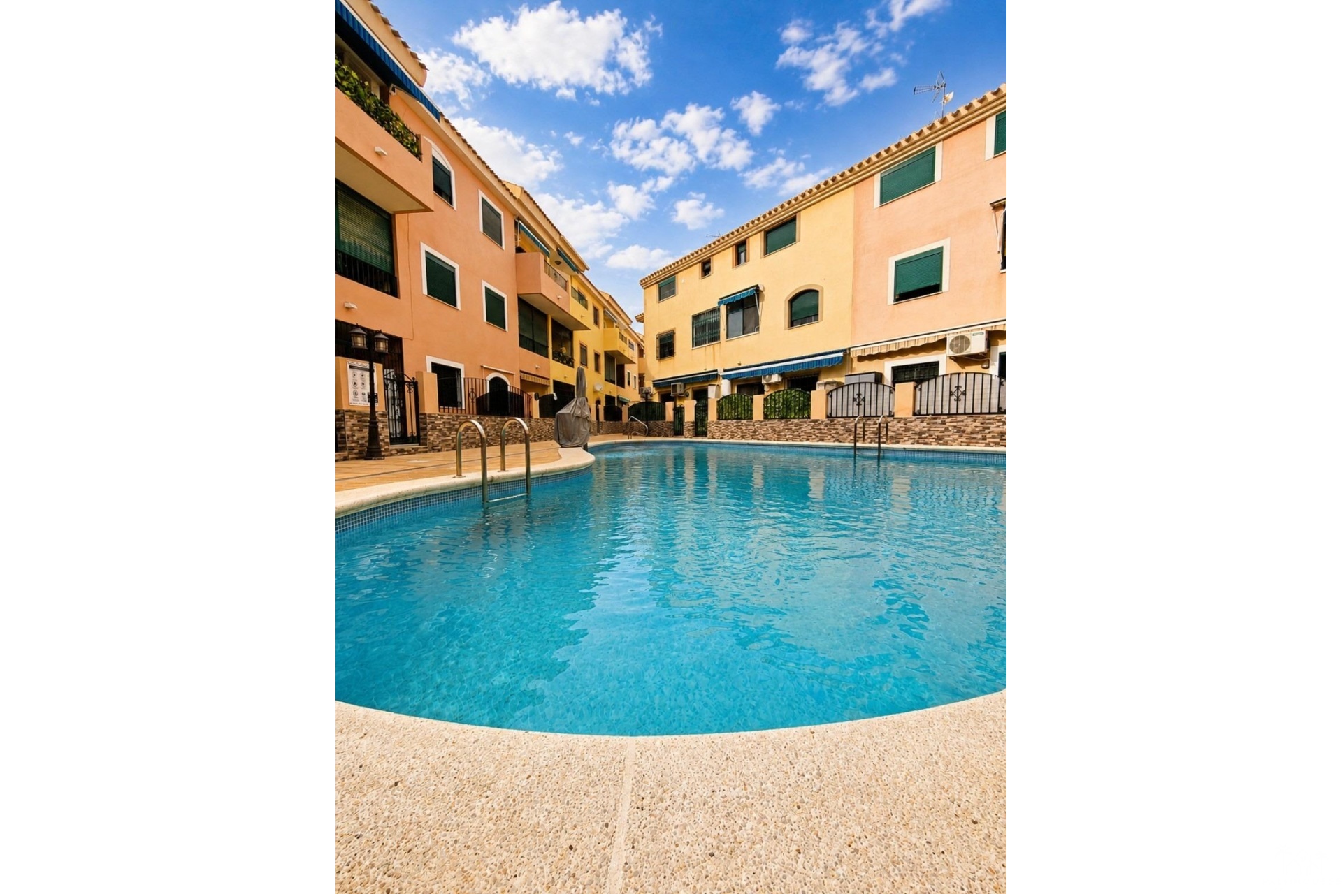 Resale - Apartments - Los Alcazares - Los Narejos-punta Calera
