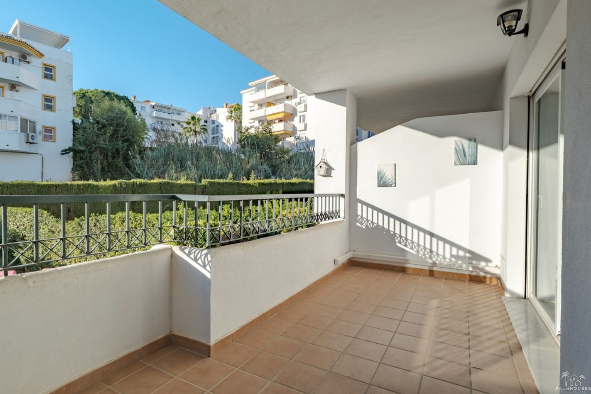 Resale - Apartments - Malaga - Calahonda