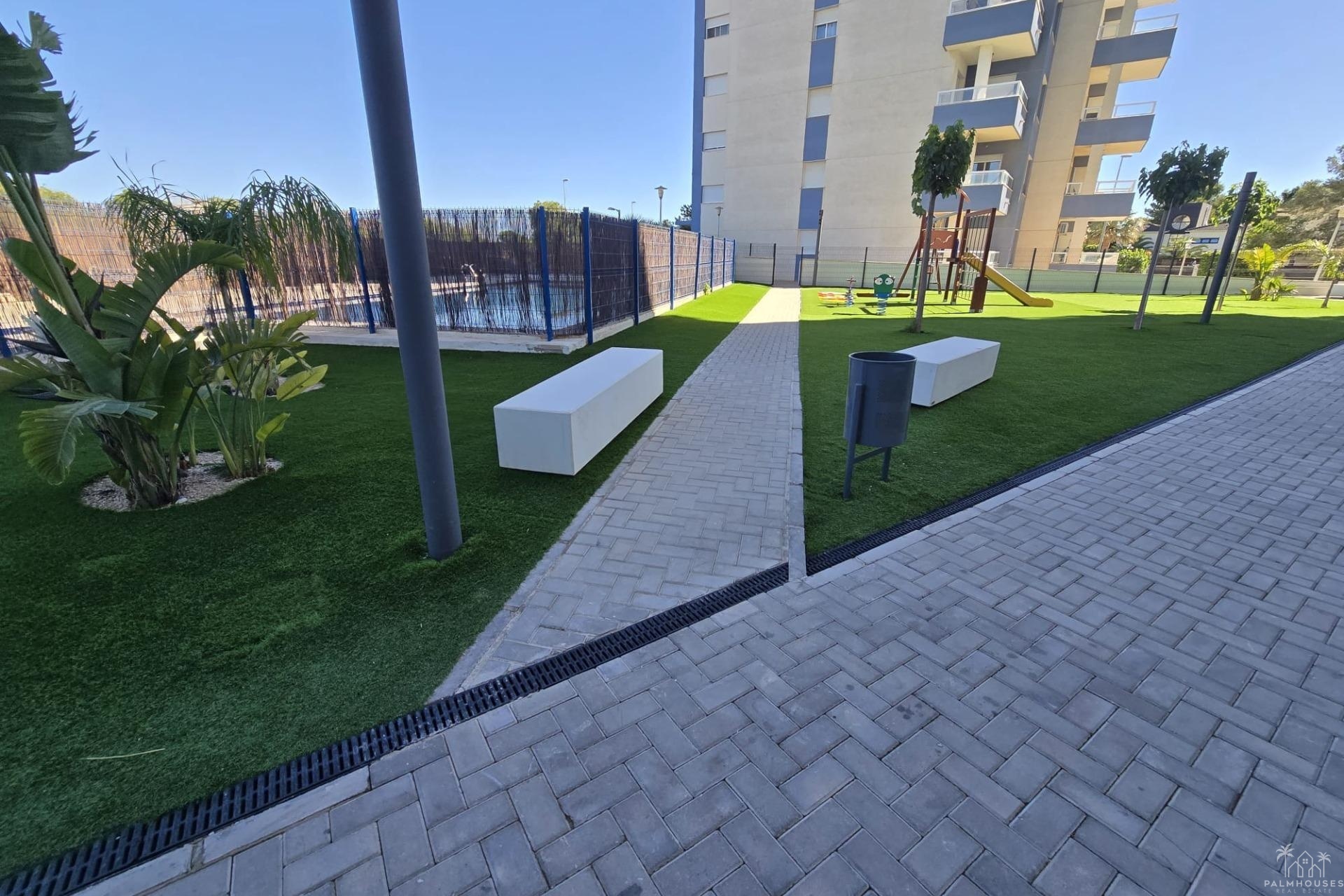 Resale - Apartments - Orihuela Costa - Altos De Campoamor