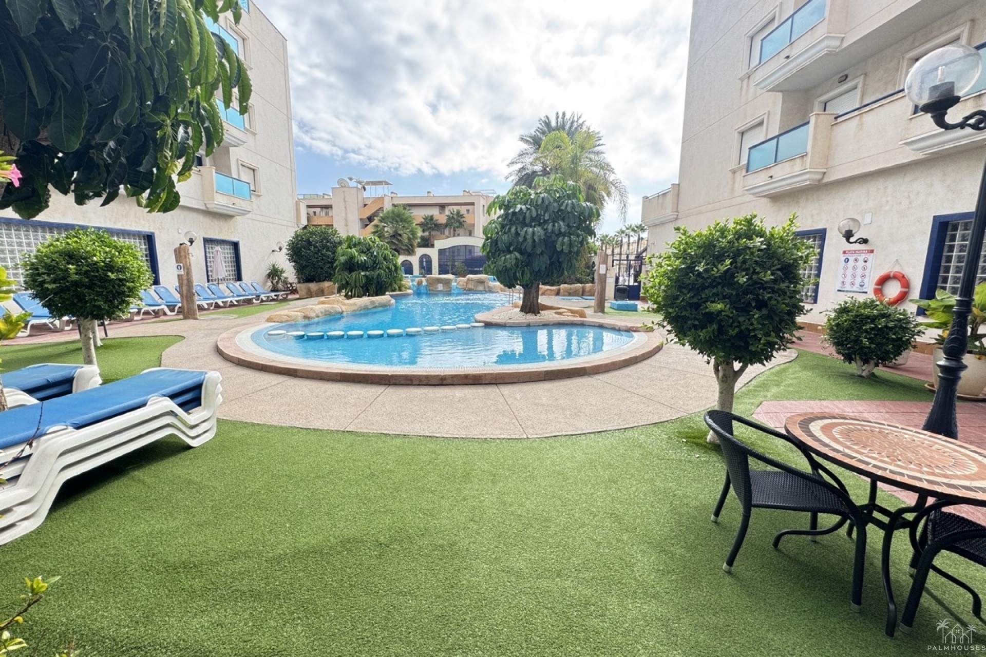 Resale - Apartments - Orihuela Costa - Cabo Roig