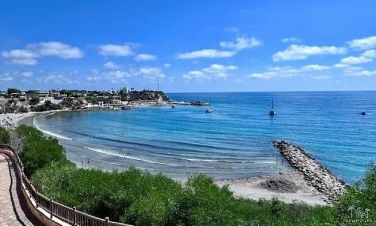 Resale - Apartments - Orihuela Costa - Cabo Roig