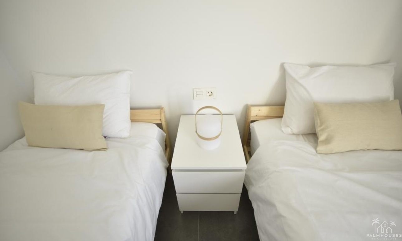 Resale - Apartments - Orihuela Costa - Campoamor