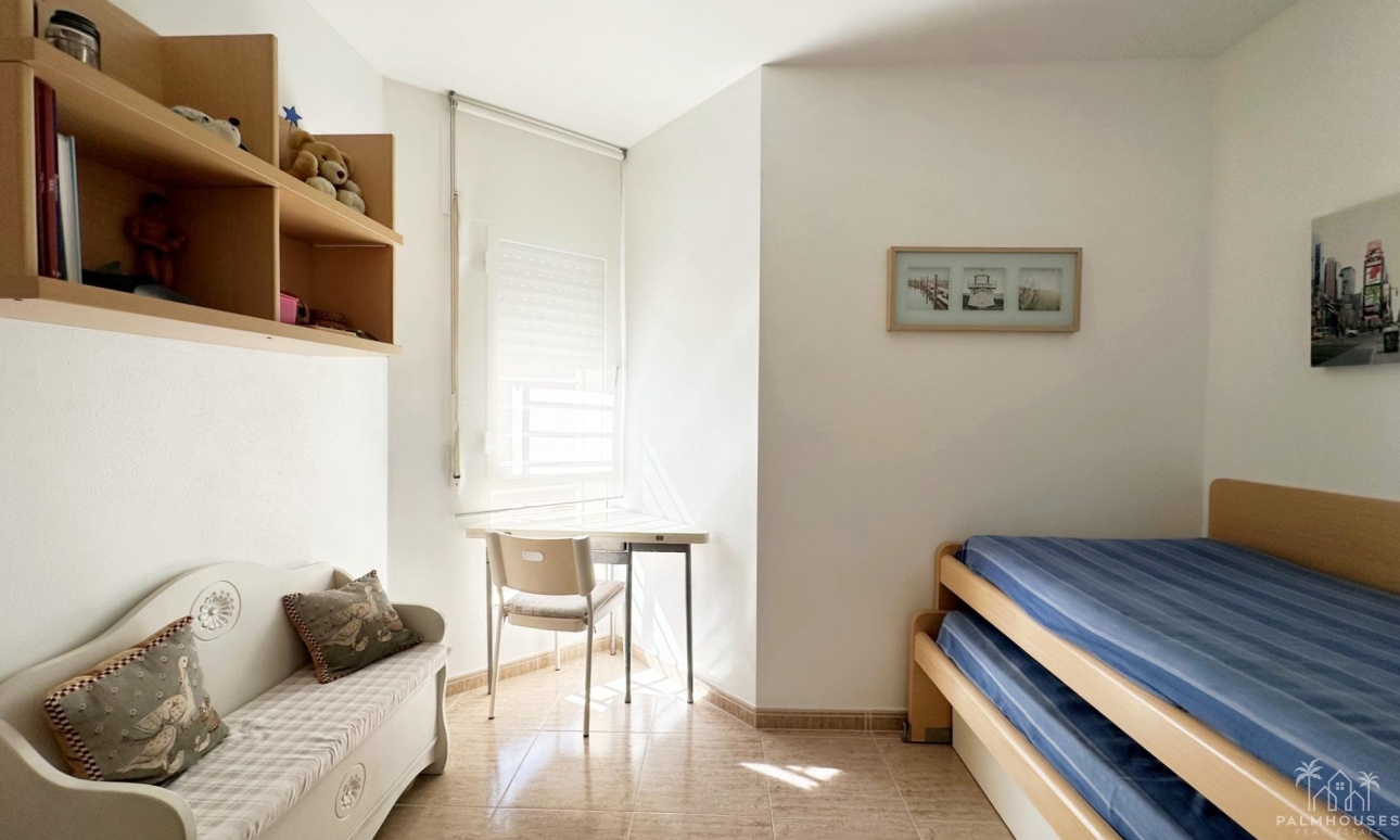 Resale - Apartments - Orihuela Costa - Campoamor