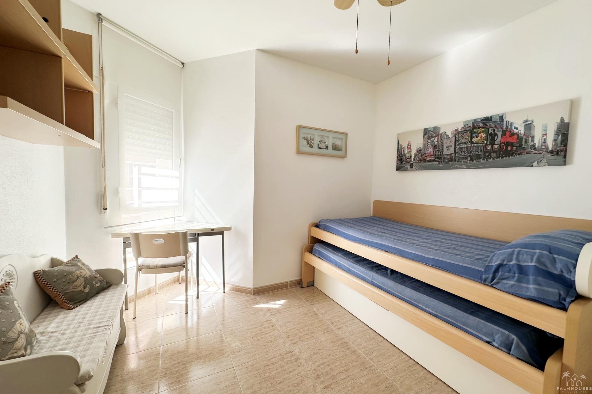 Resale - Apartments - Orihuela Costa - Campoamor