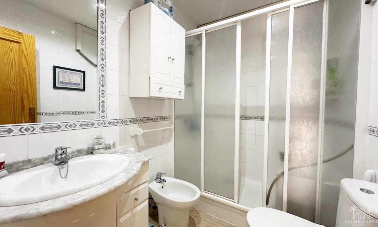 Resale - Apartments - Orihuela Costa - Campoamor