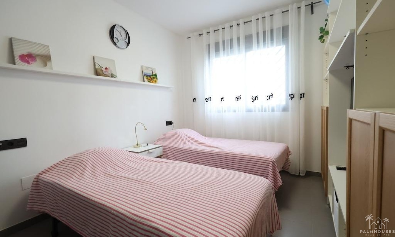 Resale - Apartments - Orihuela Costa - Costa Blanca