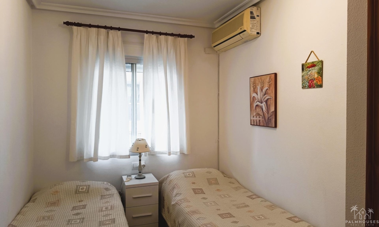 Resale - Apartments - Orihuela Costa - Costa Blanca