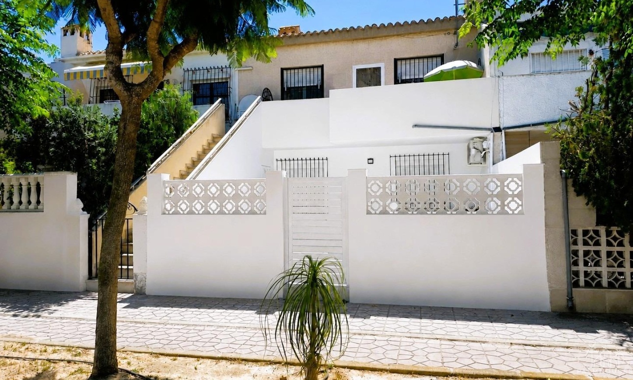 Resale - Apartments - Orihuela Costa - Costa Blanca