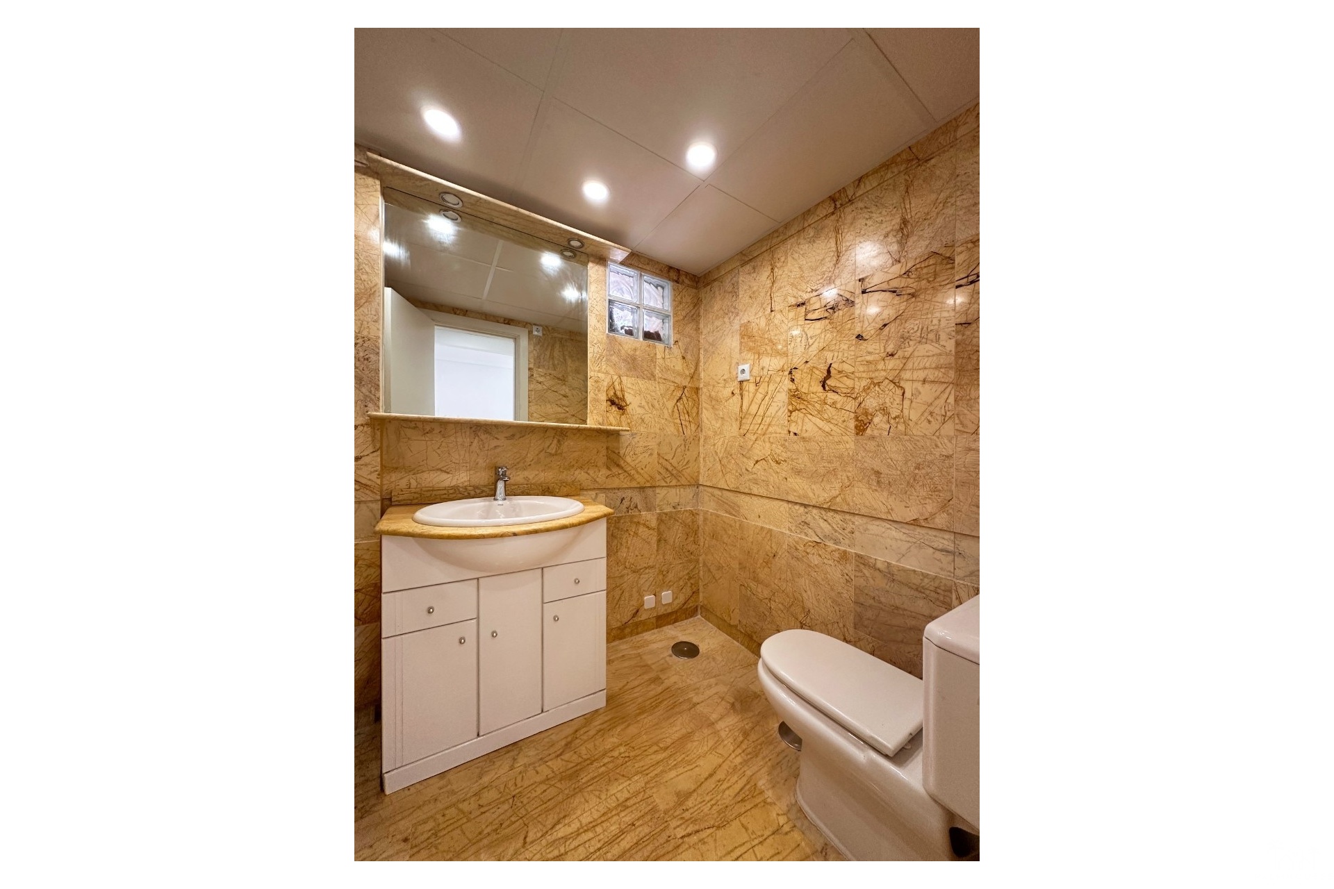 Resale - Apartments - Orihuela Costa - Costa Blanca