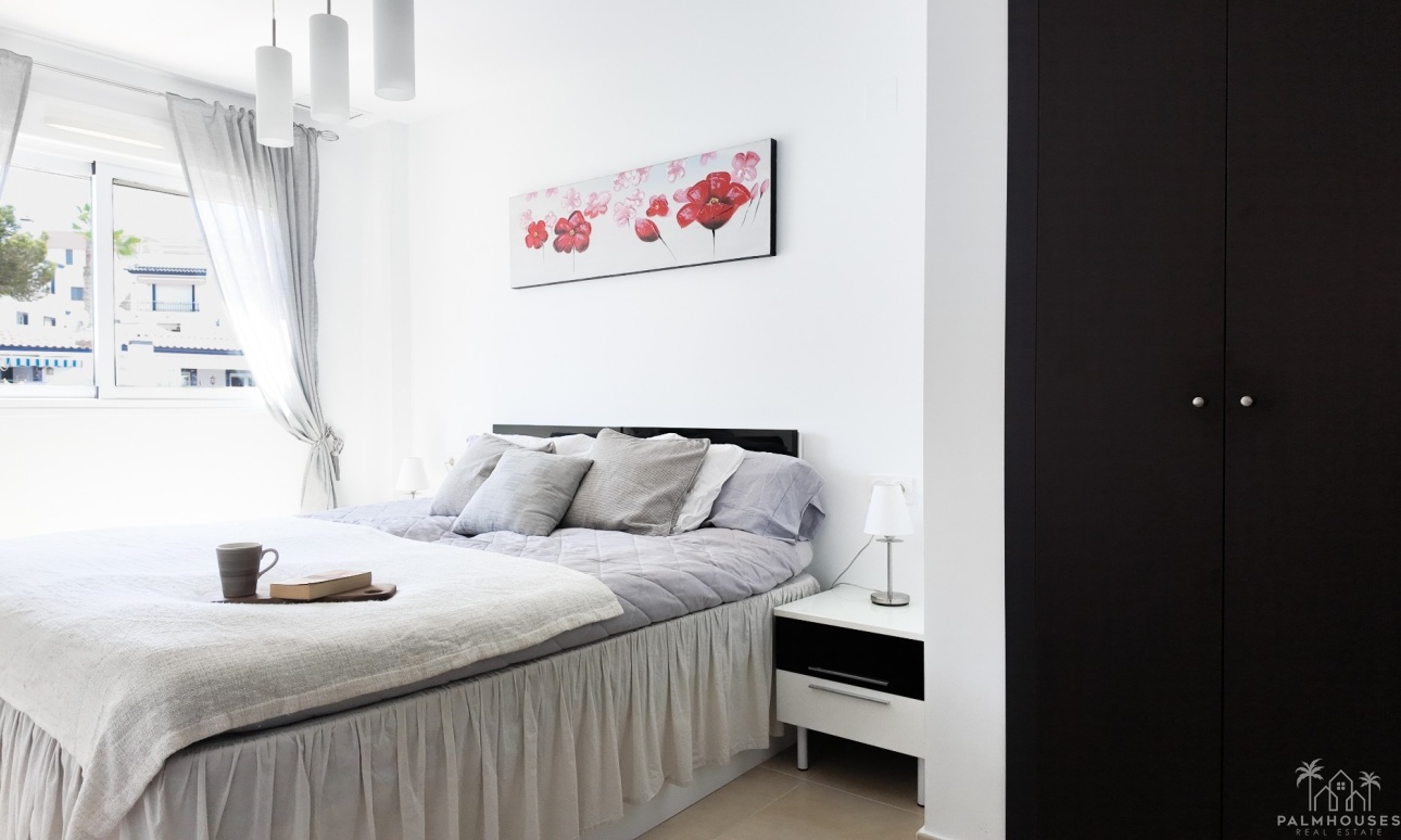 Resale - Apartments - Orihuela Costa - Costa Blanca