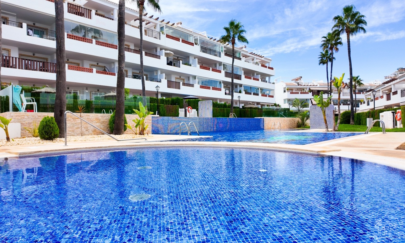 Resale - Apartments - Orihuela Costa - Costa Blanca