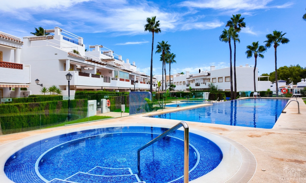 Resale - Apartments - Orihuela Costa - Costa Blanca