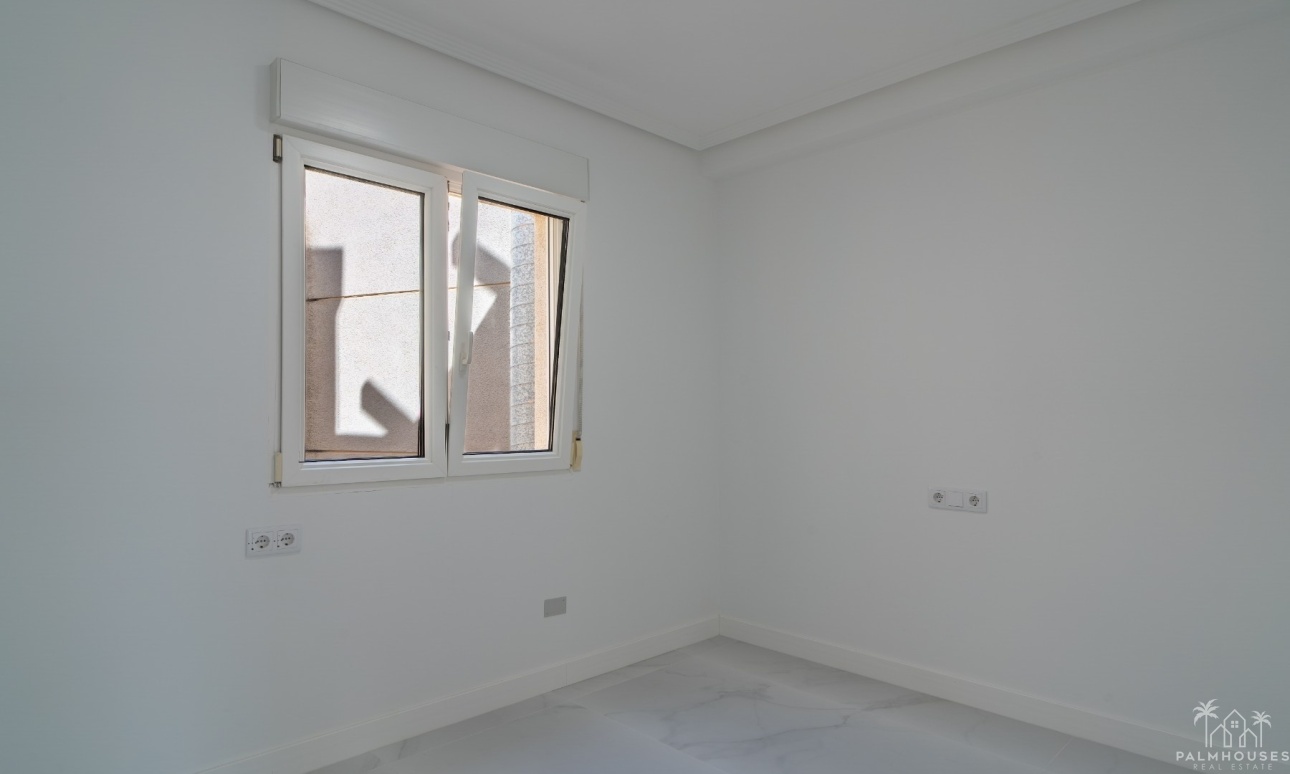 Resale - Apartments - Orihuela Costa - La Regia