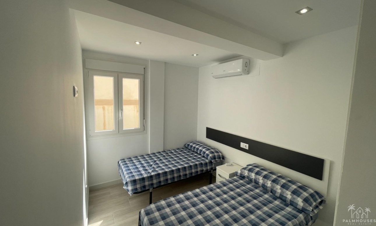 Resale - Apartments - Orihuela Costa - La Regia