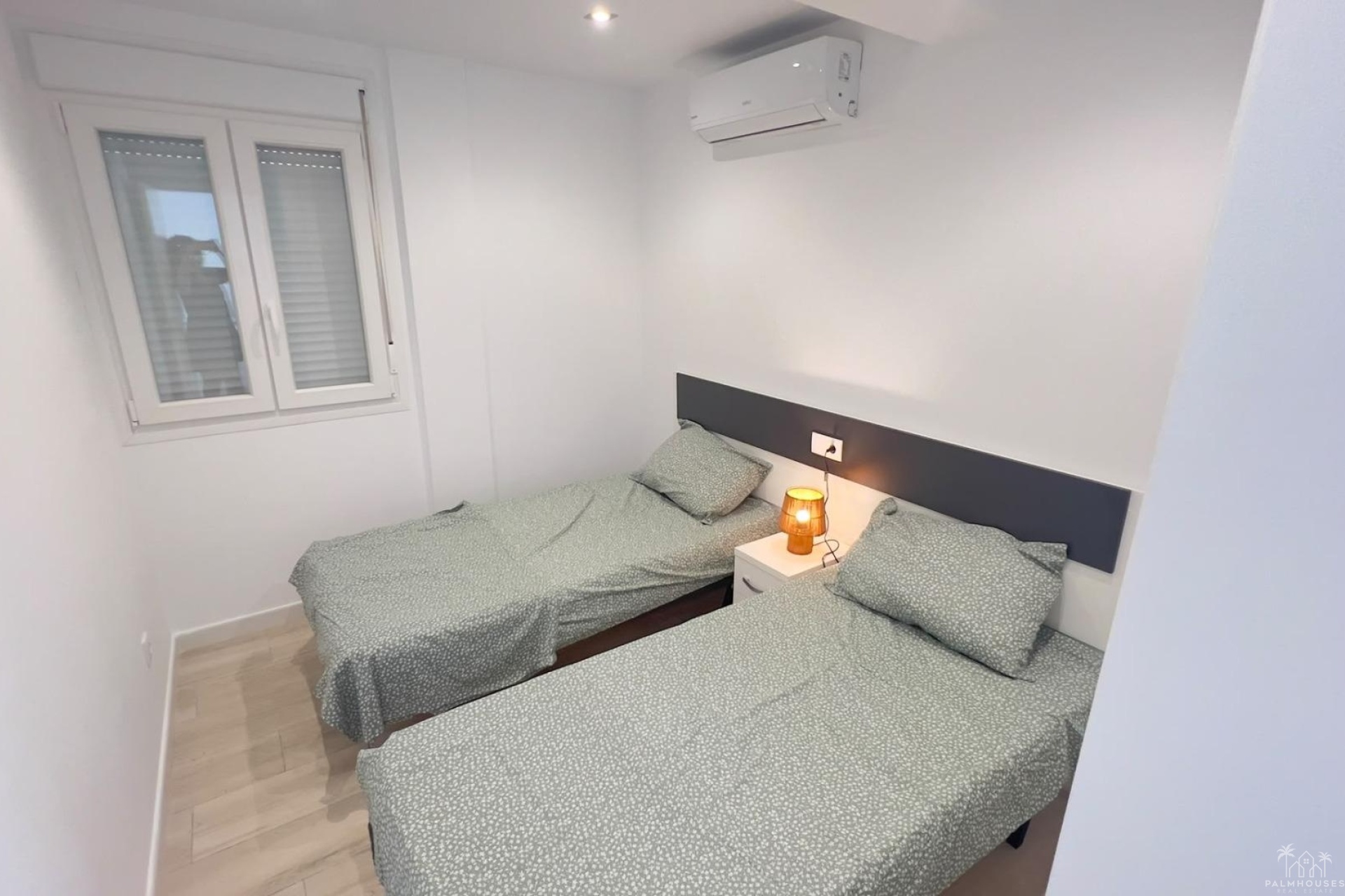 Resale - Apartments - Orihuela Costa - La Regia