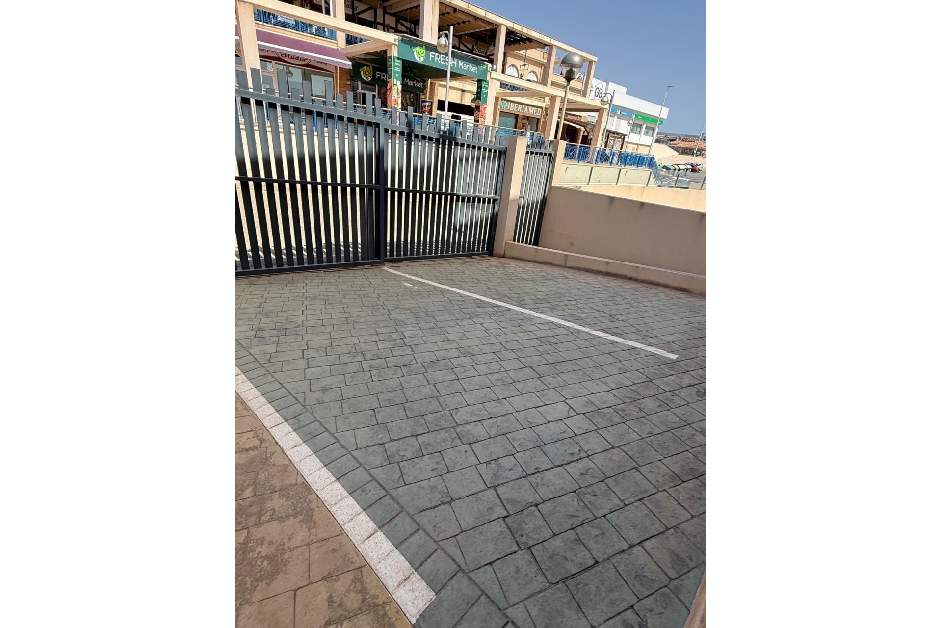 Resale - Apartments - Orihuela Costa - La Zenia