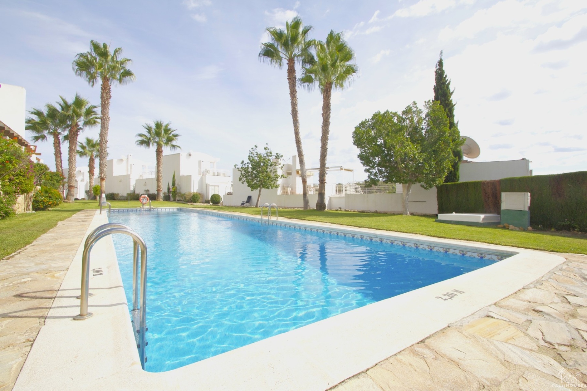 Resale - Apartments - Orihuela Costa - Las Ramblas