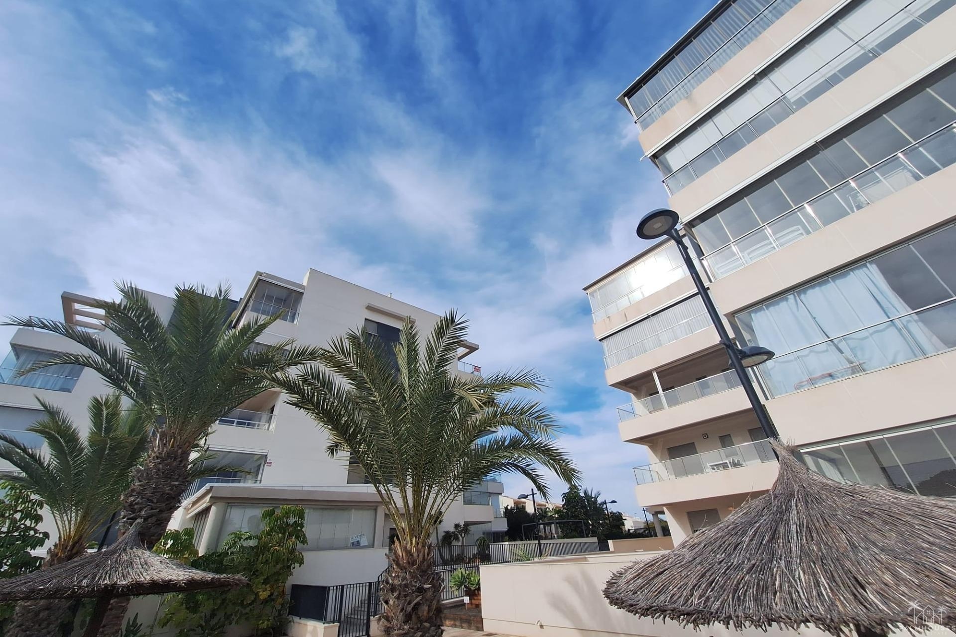 Resale - Apartments - Orihuela Costa - Los Dolses