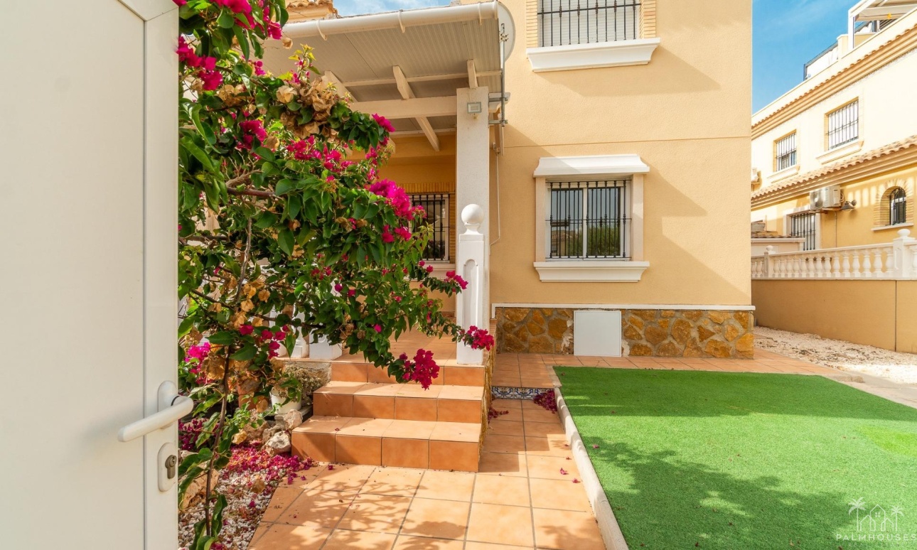 Resale - Apartments - Orihuela Costa - Los Dolses