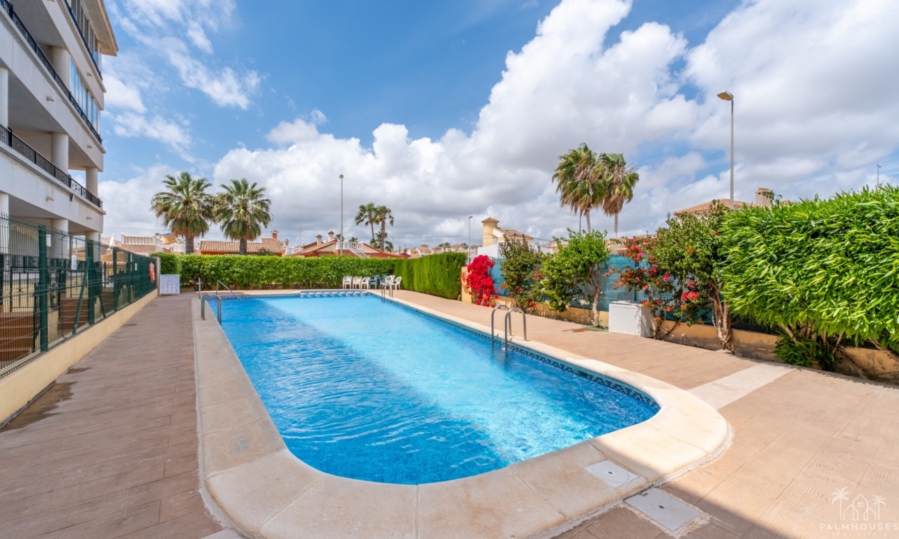 Resale - Apartments - Orihuela Costa - Playa Flamenca