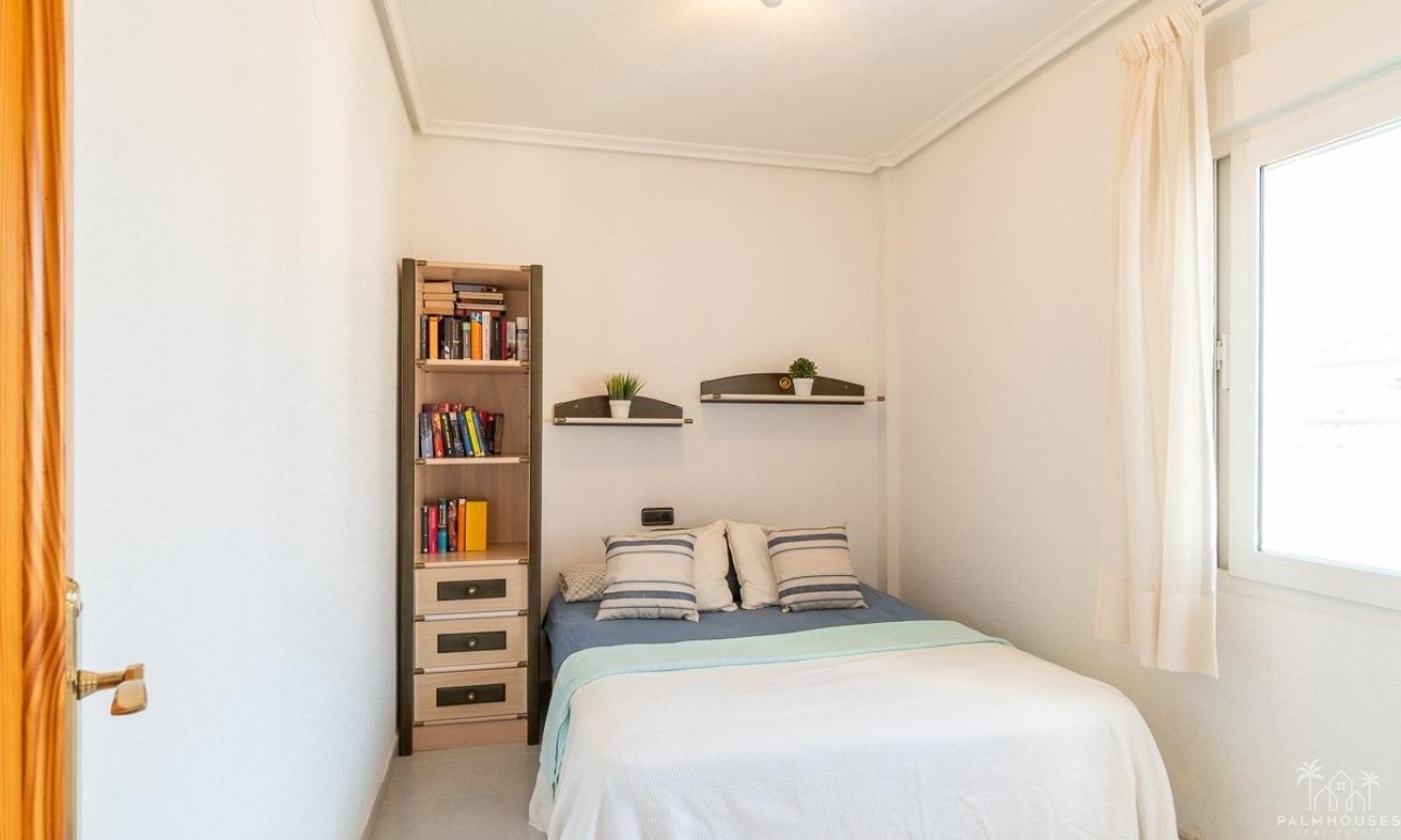 Resale - Apartments - Orihuela Costa - Playa Flamenca