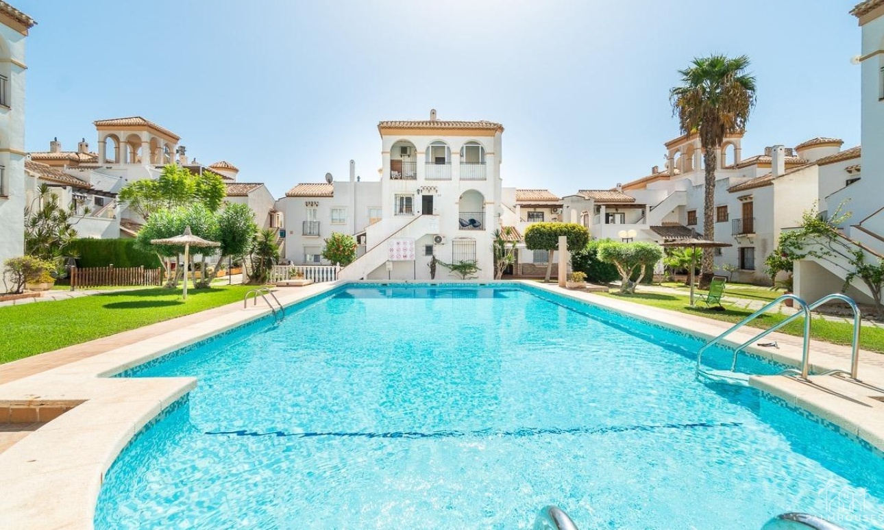 Resale - Apartments - Orihuela Costa - Playa Flamenca