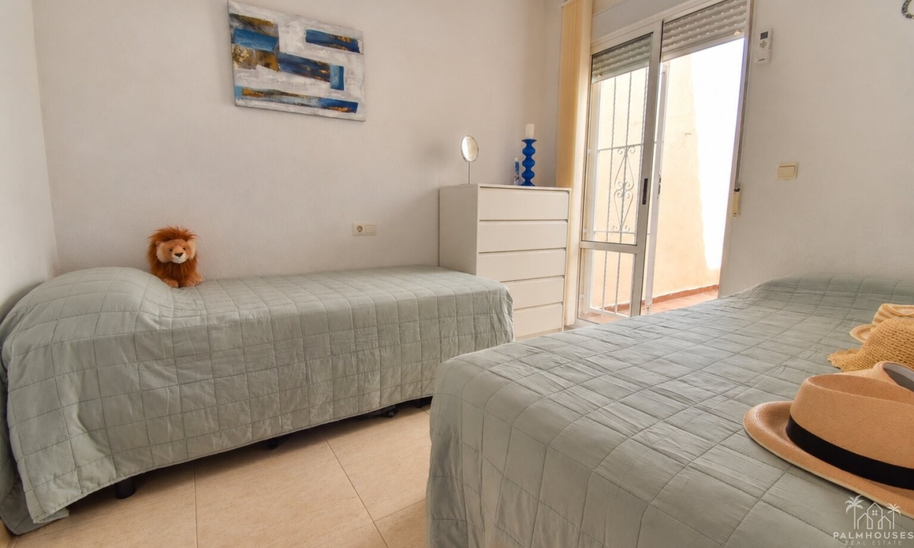 Resale - Apartments - Orihuela Costa - Playa Flamenca