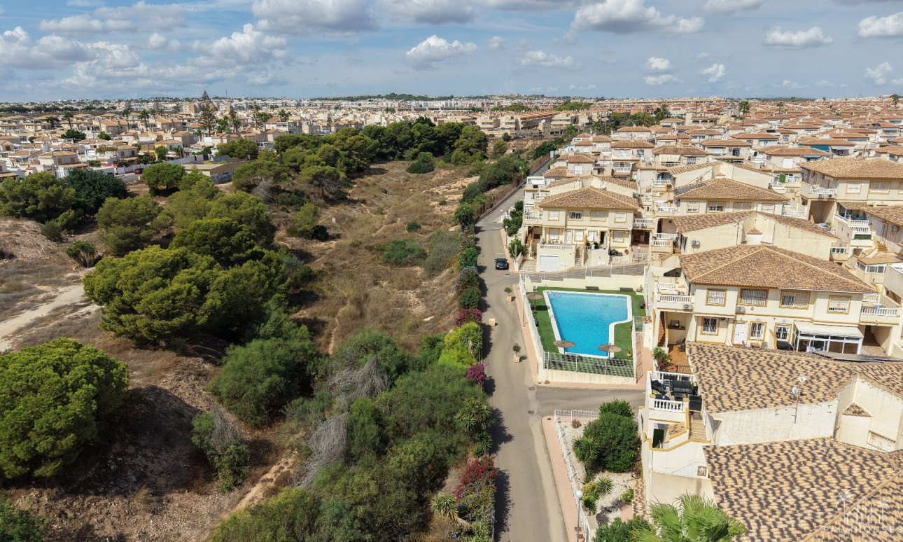 Resale - Apartments - Orihuela Costa - Playa Flamenca