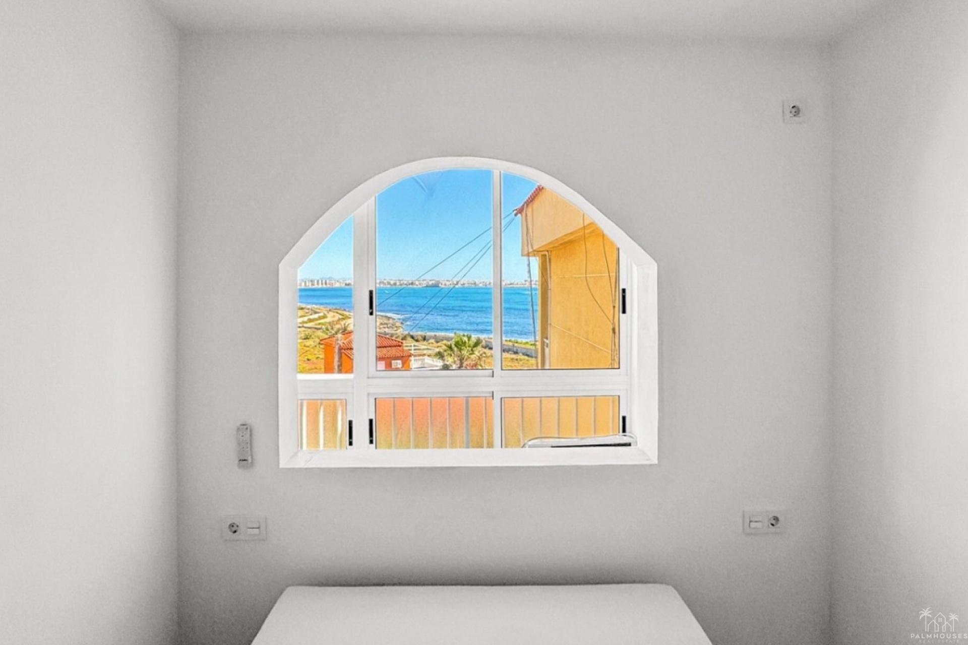 Resale - Apartments - Orihuela Costa - Punta Prima